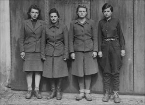 A Guide to Female Nazi Guards - Holocaust Matters